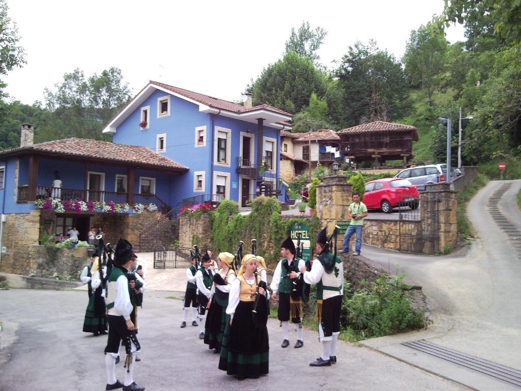 La Casona De Cardes Hotel Cangas de Onis Exterior photo